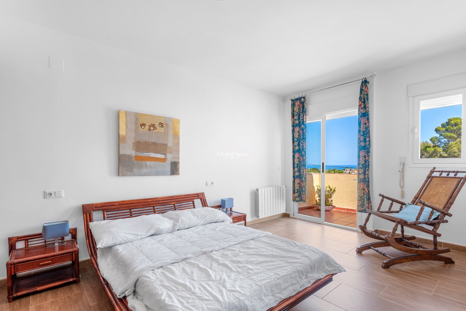 Resale - VILLA -
ALFAZ DEL PI