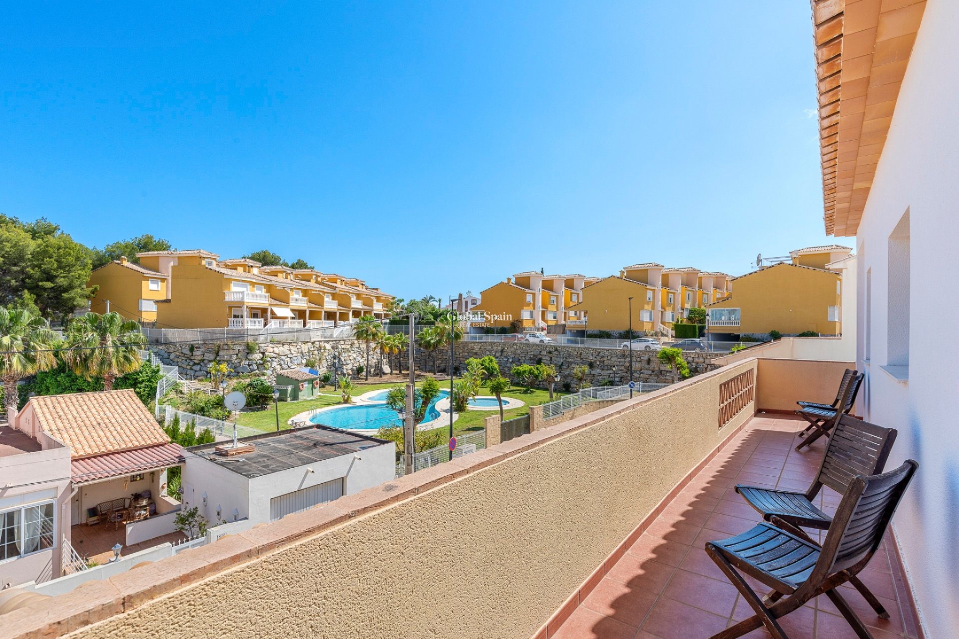 Resale - VILLA -
ALFAZ DEL PI