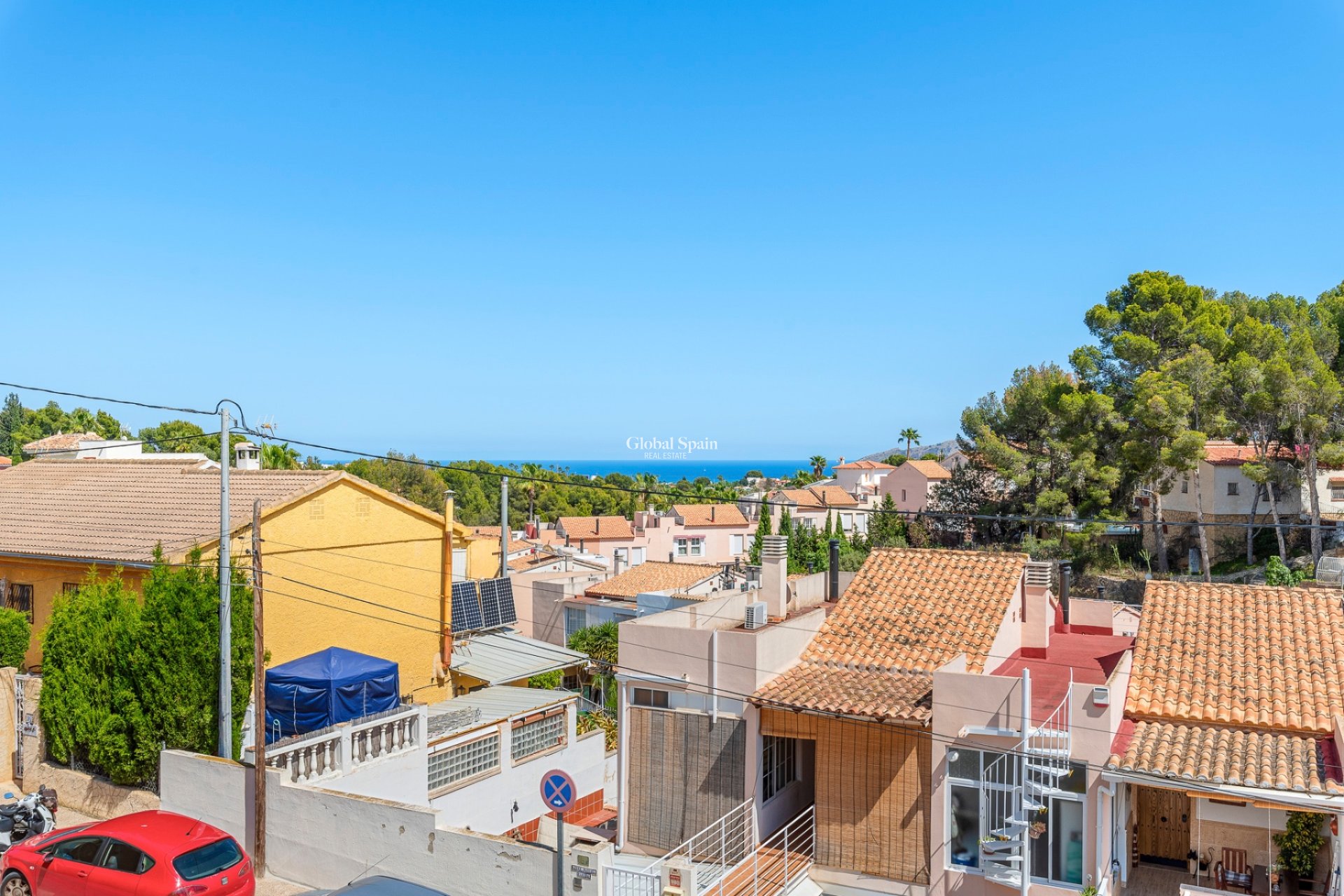 Resale - VILLA -
ALFAZ DEL PI