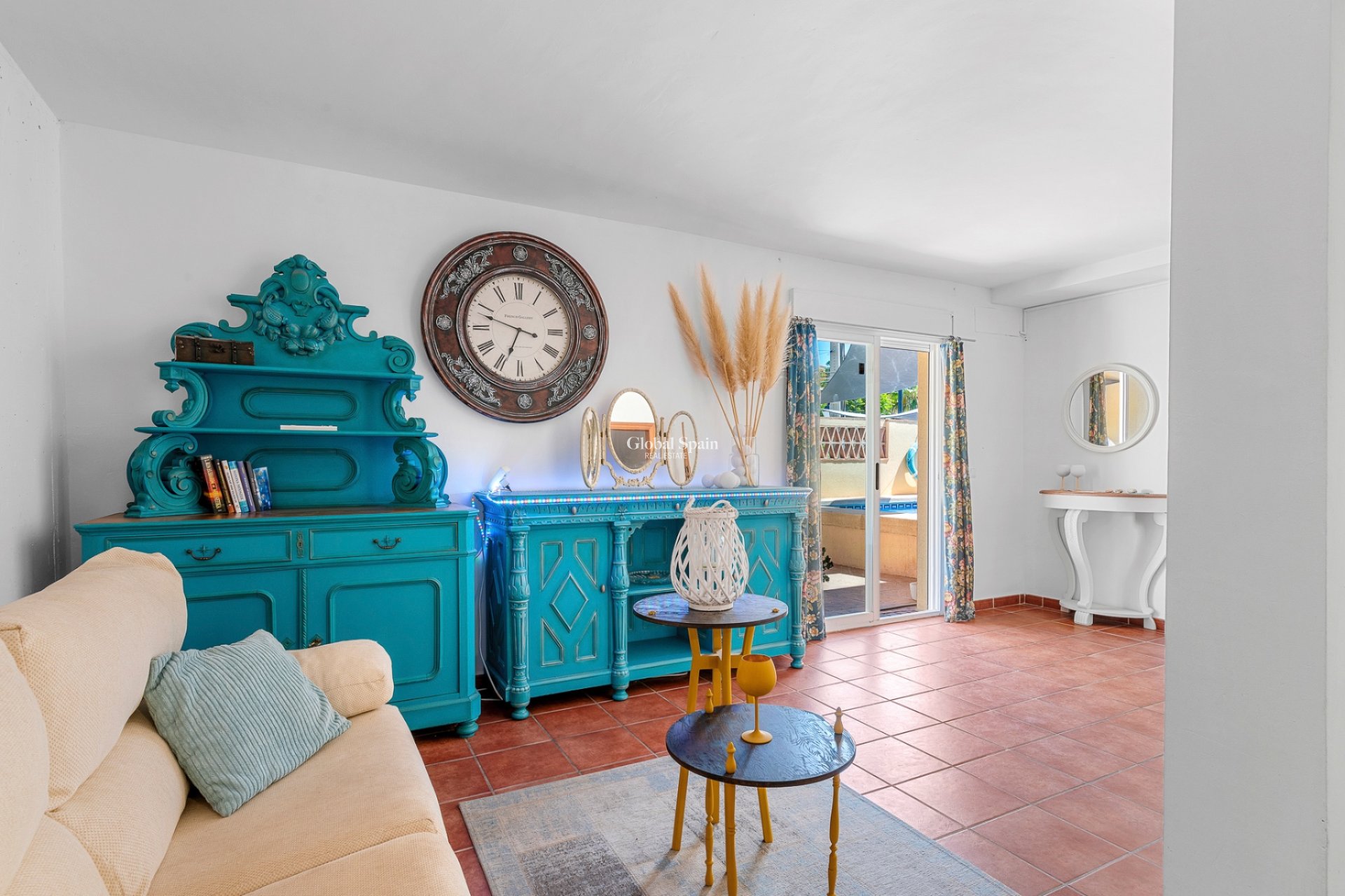 Resale - VILLA -
ALFAZ DEL PI