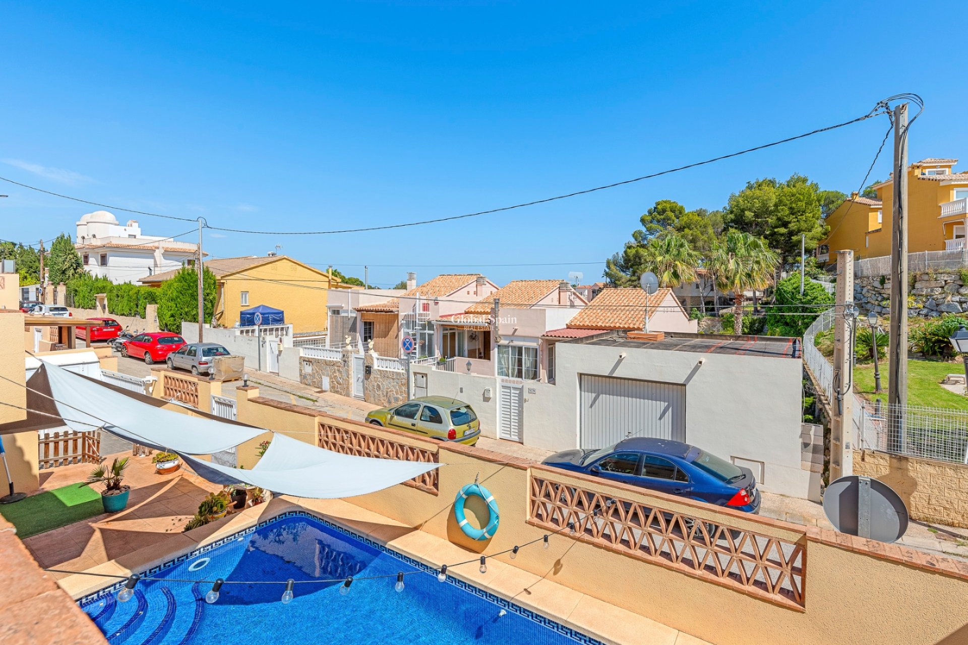Resale - VILLA -
ALFAZ DEL PI
