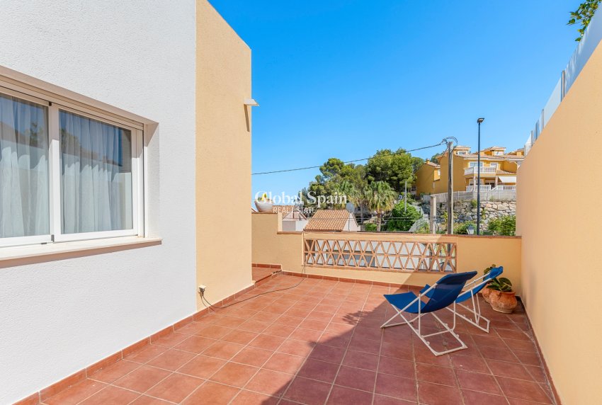 Resale - VILLA -
ALFAZ DEL PI