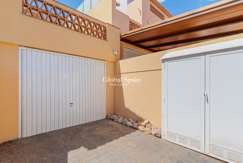 Resale - VILLA -
ALFAZ DEL PI
