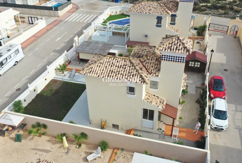 Resale - Villa -
ALGORFA - Algorfa
