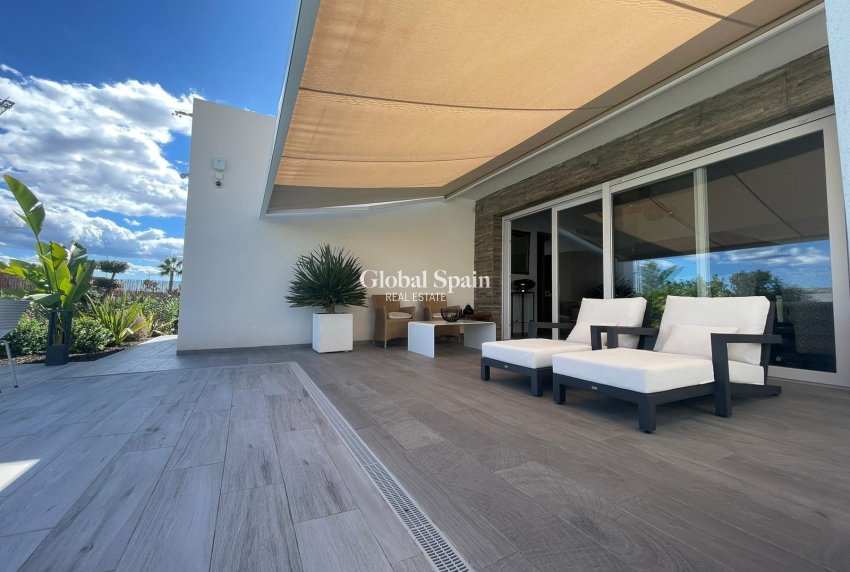 Resale - VILLA -
ALGORFA - Club De Golf La Finca