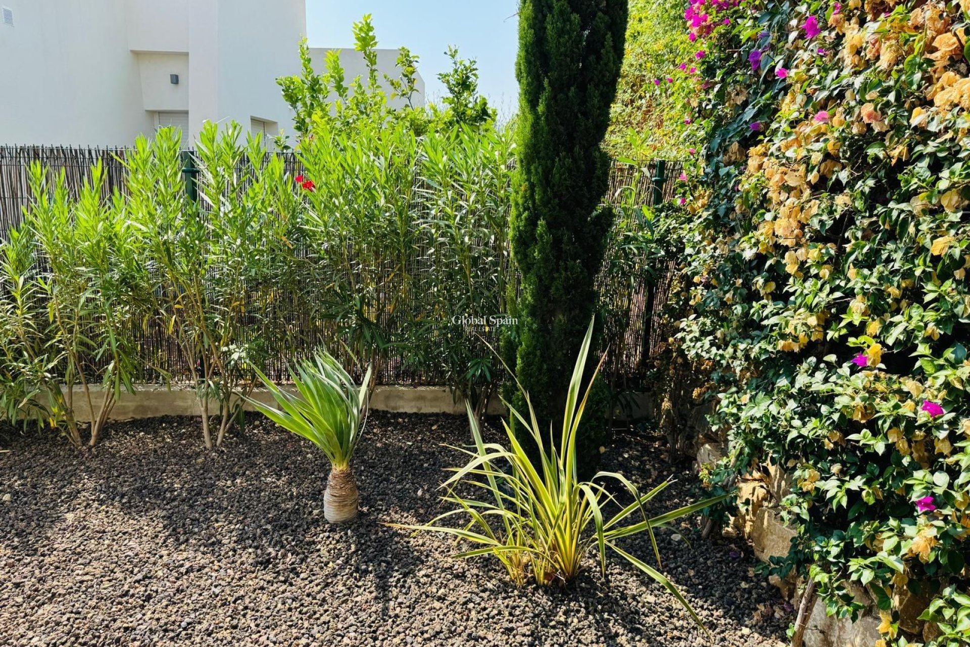 Resale - VILLA -
ALGORFA - Club De Golf La Finca