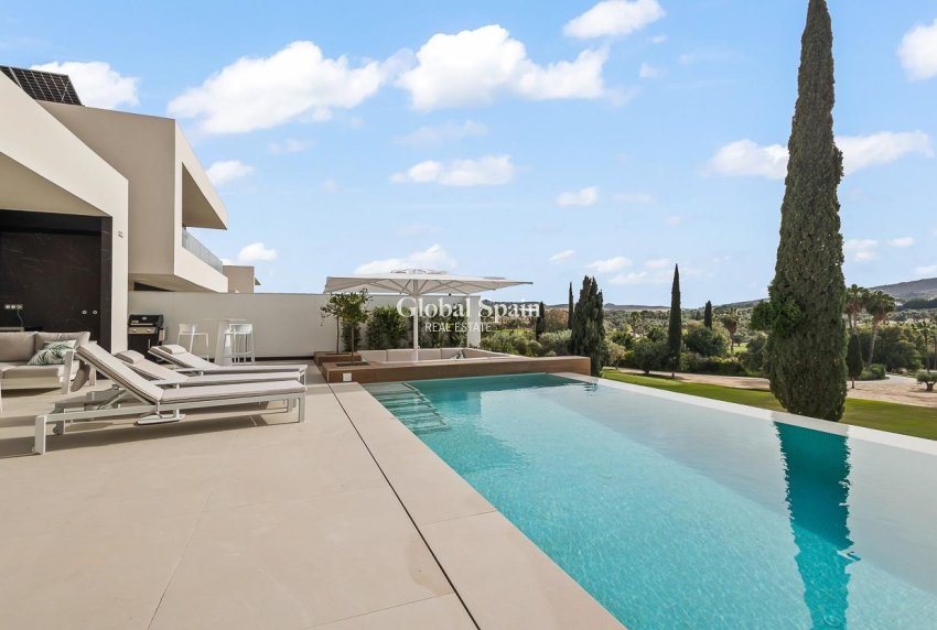 Resale - VILLA -
ALGORFA - Comunidad valenciana