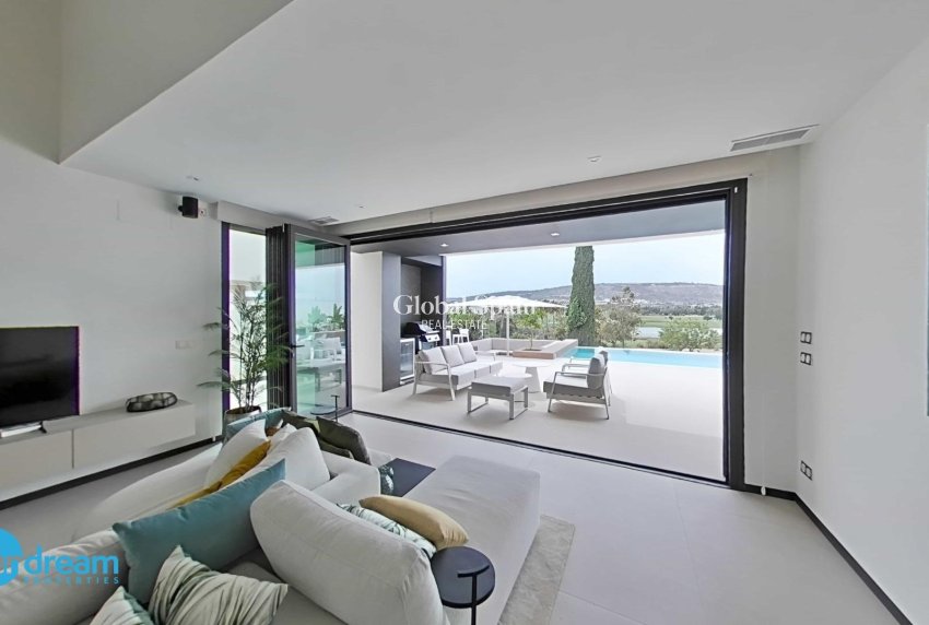 Resale - VILLA -
ALGORFA - Comunidad valenciana