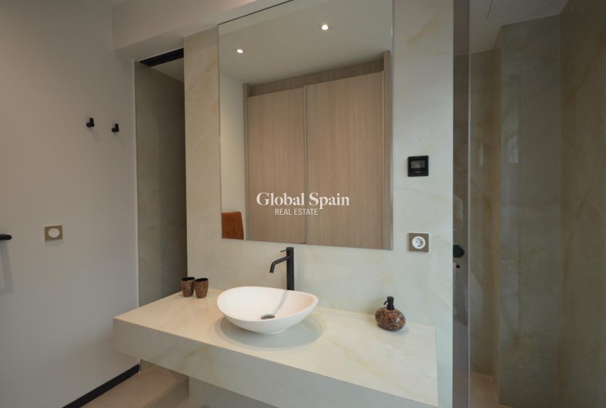 Resale - VILLA -
ALGORFA - Comunidad valenciana