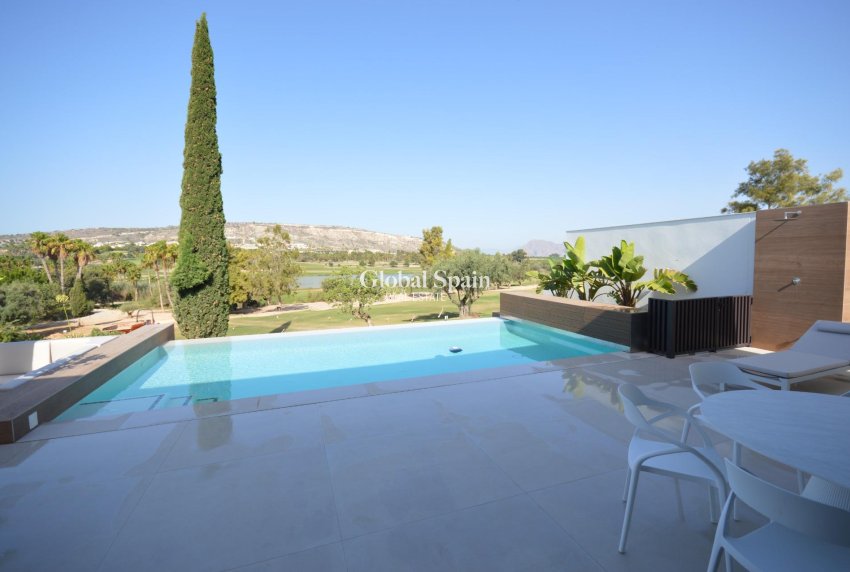 Resale - VILLA -
ALGORFA - Comunidad valenciana