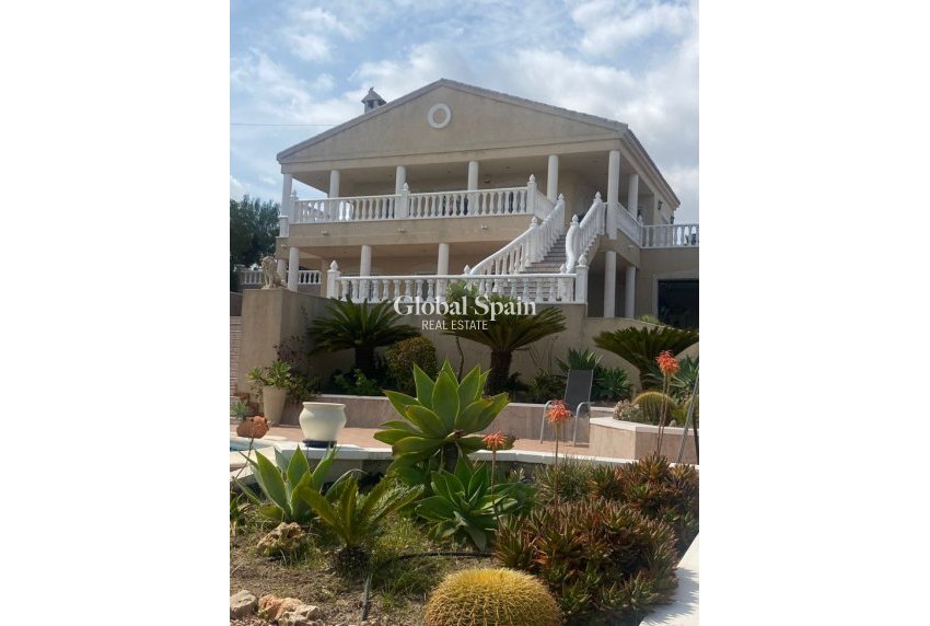 Resale - VILLA -
ALGORFA - Inland