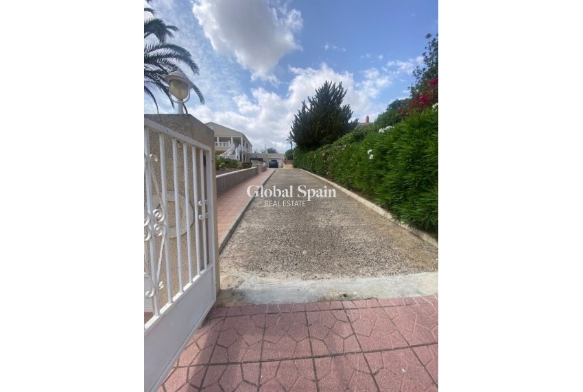 Resale - VILLA -
ALGORFA - Inland