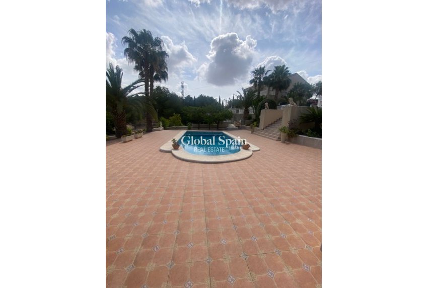 Resale - VILLA -
ALGORFA - Inland
