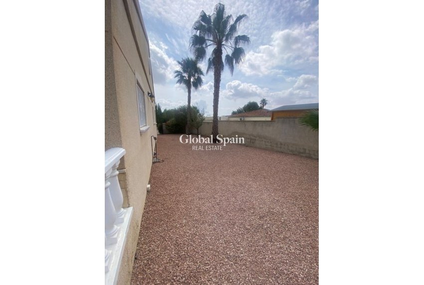 Resale - VILLA -
ALGORFA - Inland