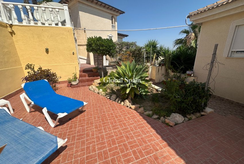 Resale - VILLA -
ALGORFA - Inland