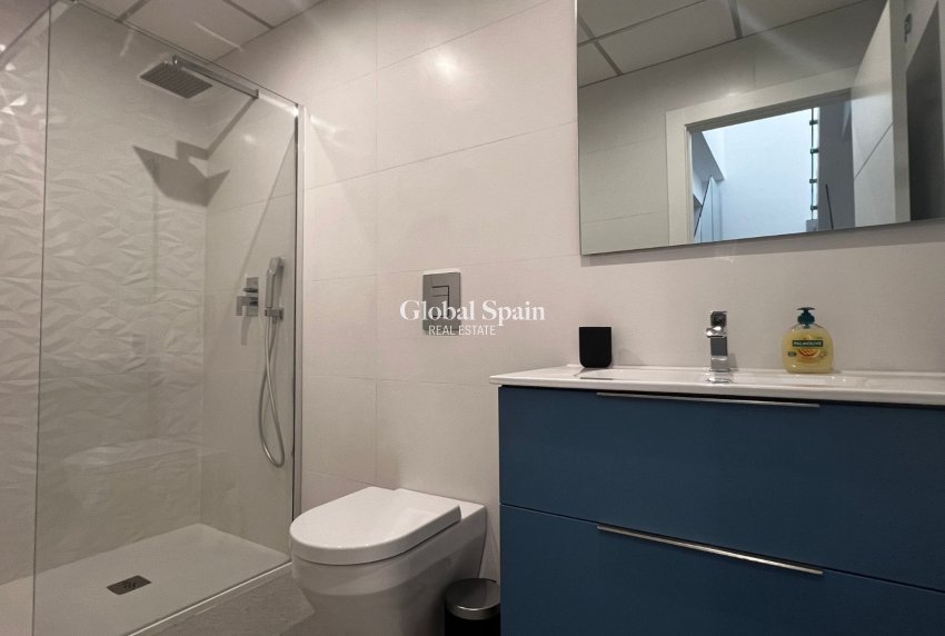 Resale - VILLA -
ALGORFA - Inland