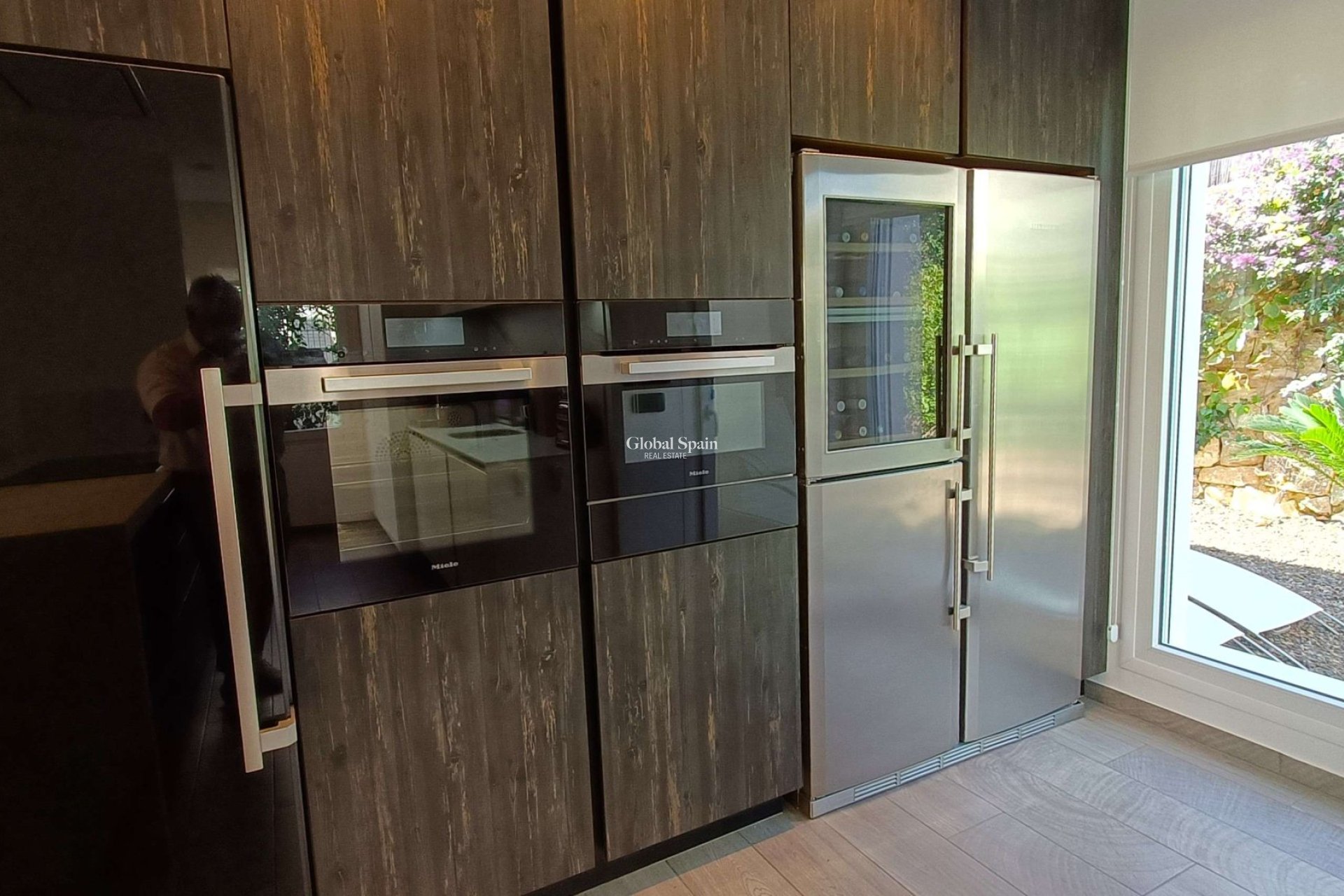 Resale - VILLA -
ALGORFA - Inland