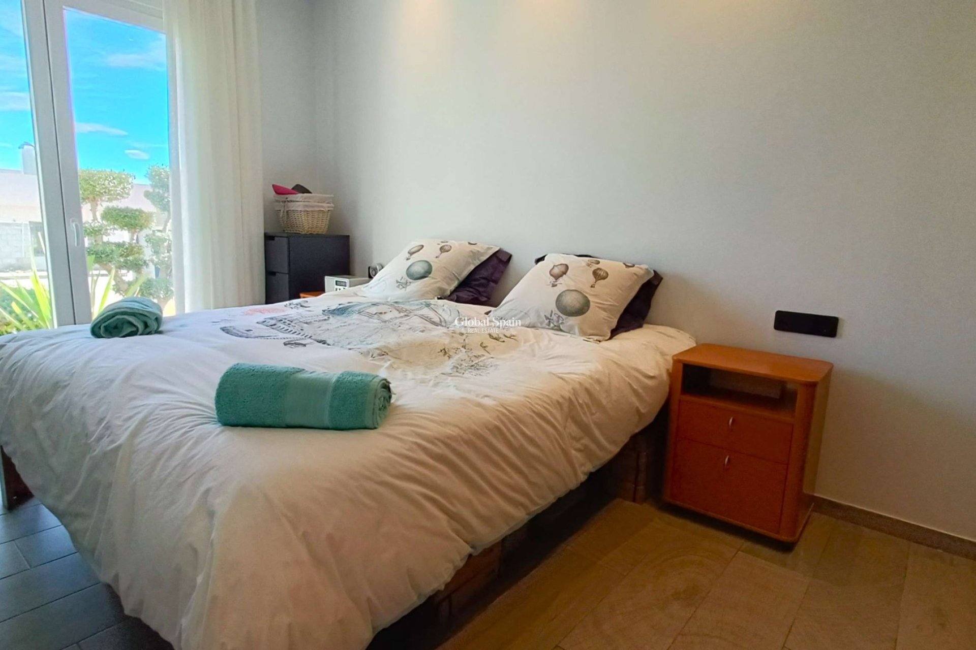 Resale - VILLA -
ALGORFA - Inland