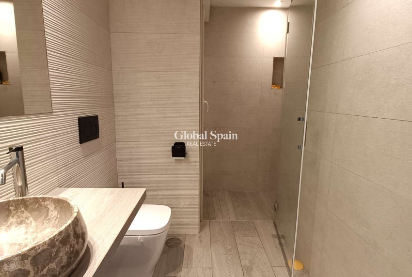 Resale - VILLA -
ALGORFA - Inland