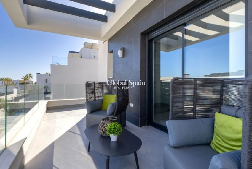 Resale - VILLA -
ALGORFA - Inland