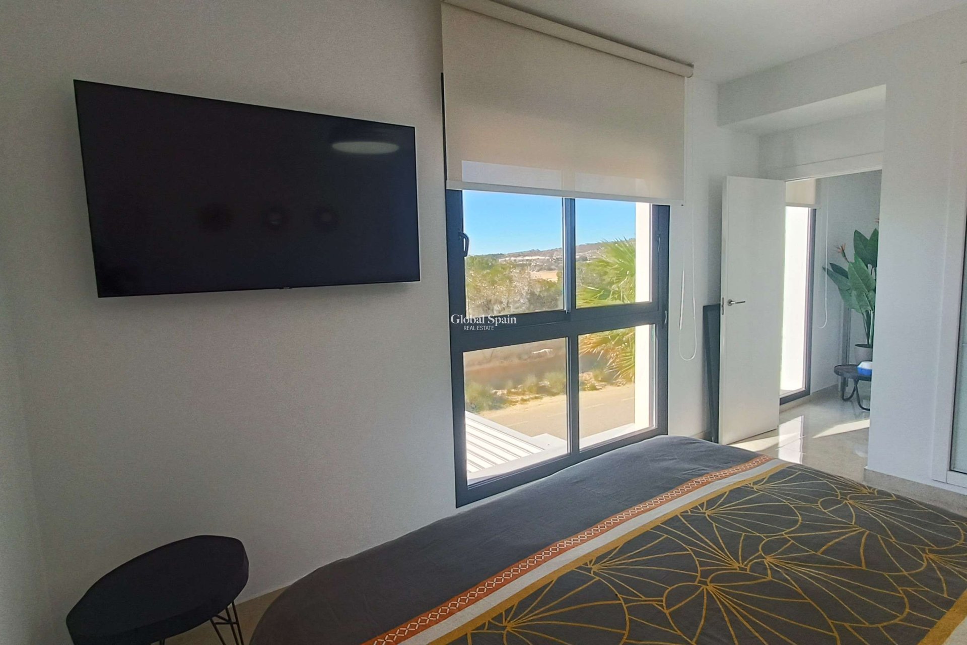 Resale - VILLA -
ALGORFA - Inland