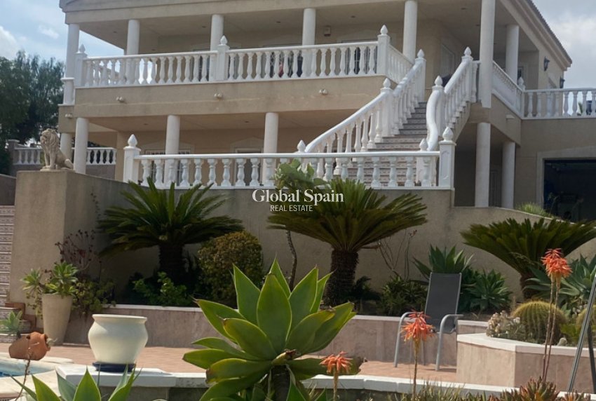 Resale - VILLA -
ALGORFA - Inland