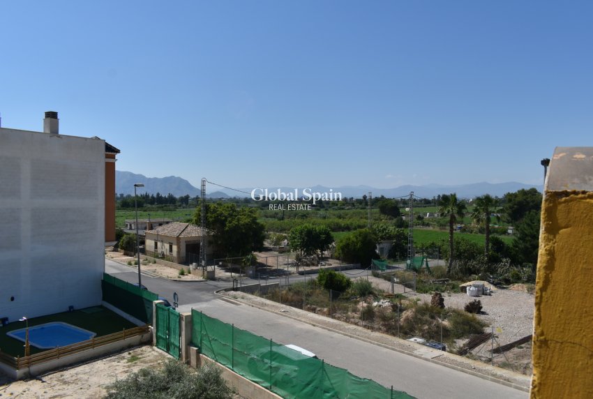 Resale - VILLA -
ALGORFA - Inland