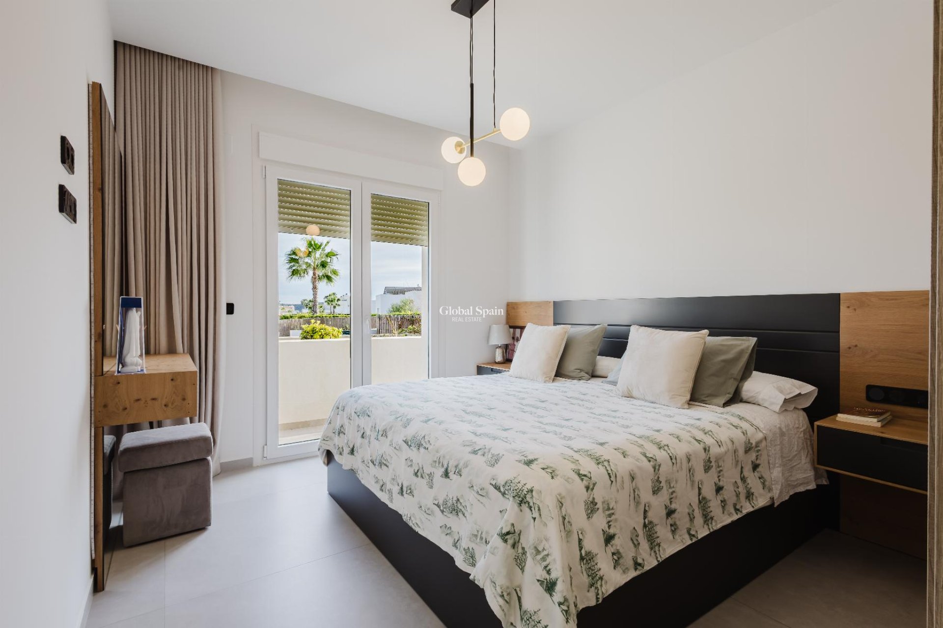 Resale - VILLA -
ALGORFA - Inland