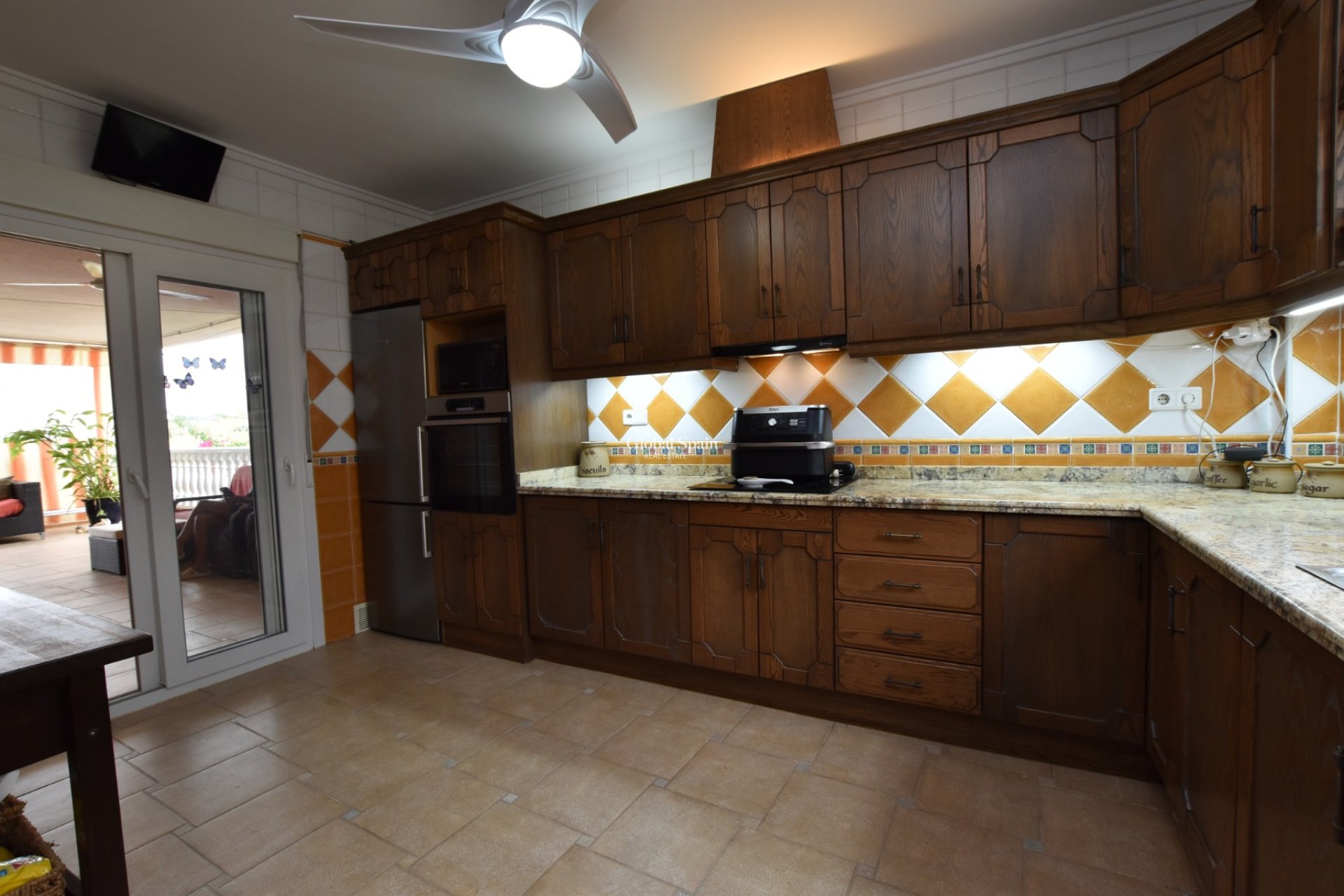 Resale - VILLA -
ALGORFA - Inland