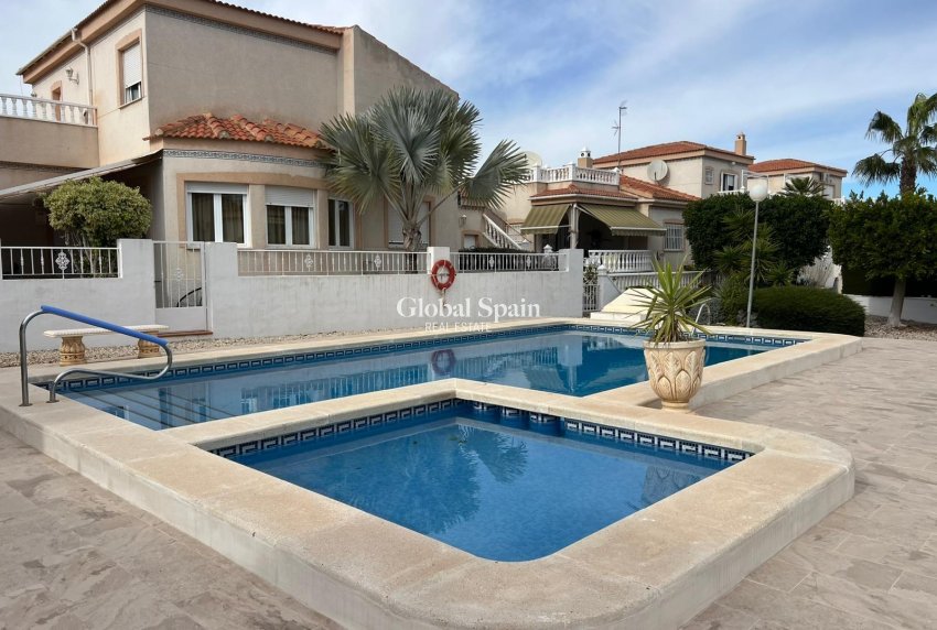 Resale - VILLA -
ALGORFA - Inland