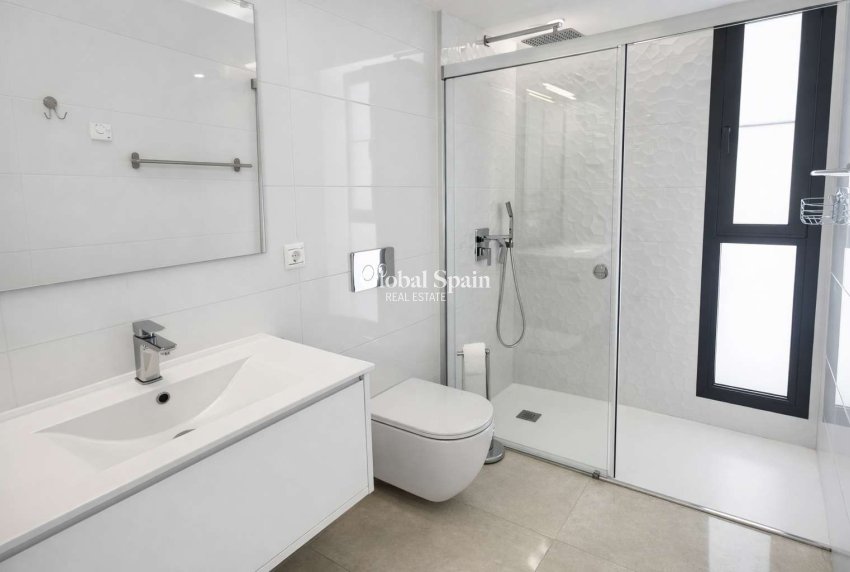 Resale - VILLA -
ALGORFA - Inland