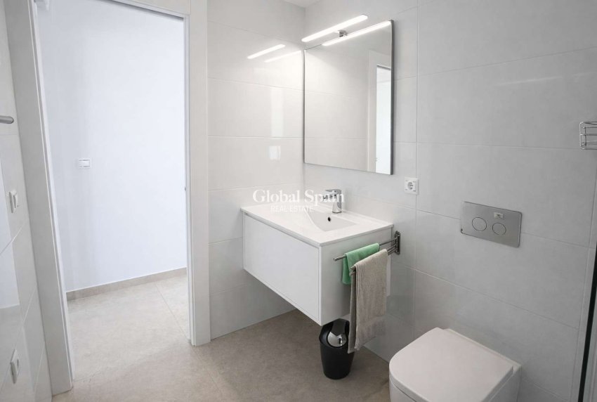 Resale - VILLA -
ALGORFA - Inland