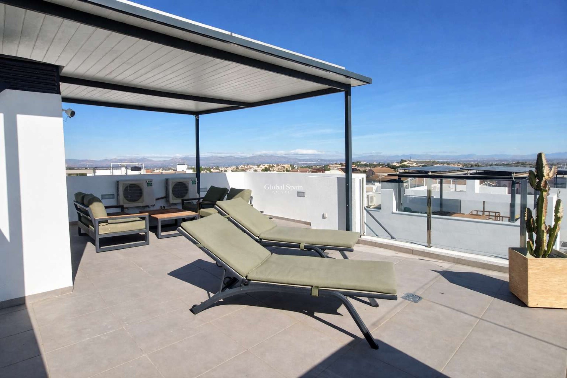 Resale - VILLA -
ALGORFA - Inland