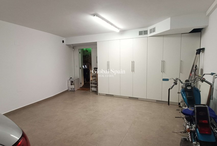 Resale - VILLA -
ALGORFA - Inland