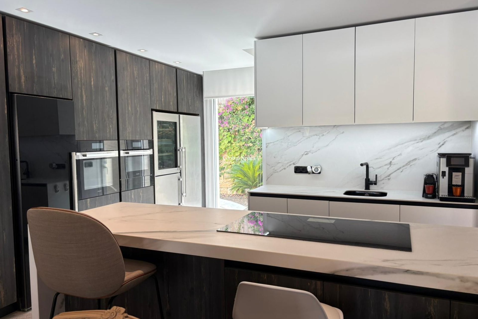 Resale - VILLA -
ALGORFA - Inland