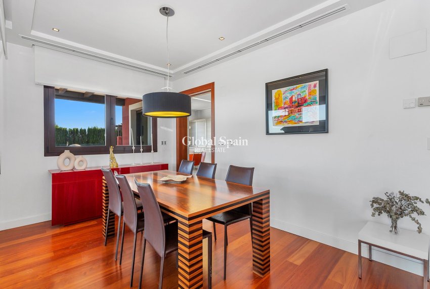 Resale - VILLA -
ALGORFA - Inland