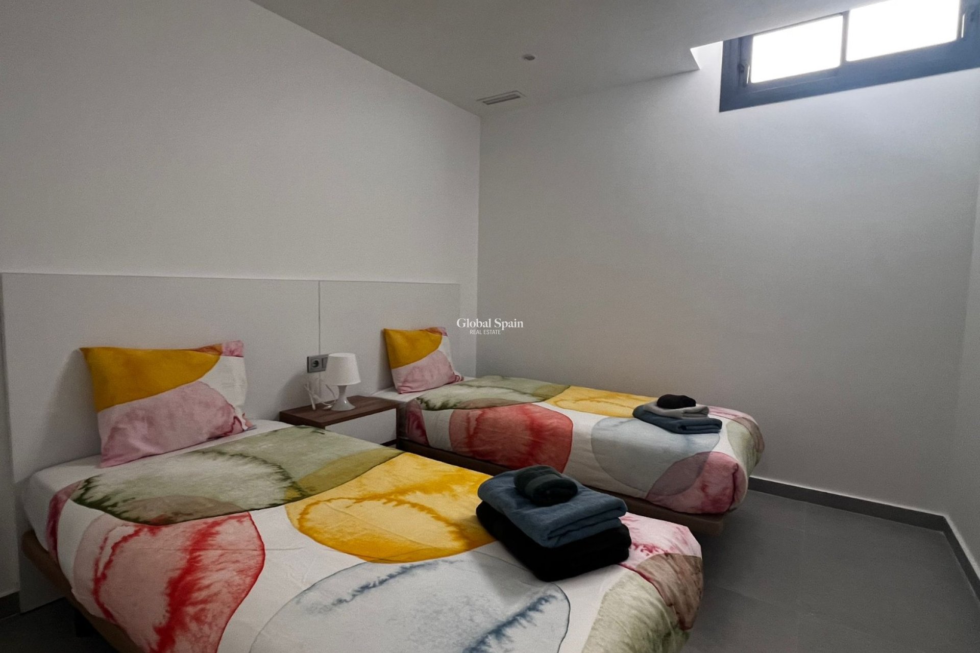 Resale - VILLA -
ALGORFA - Inland