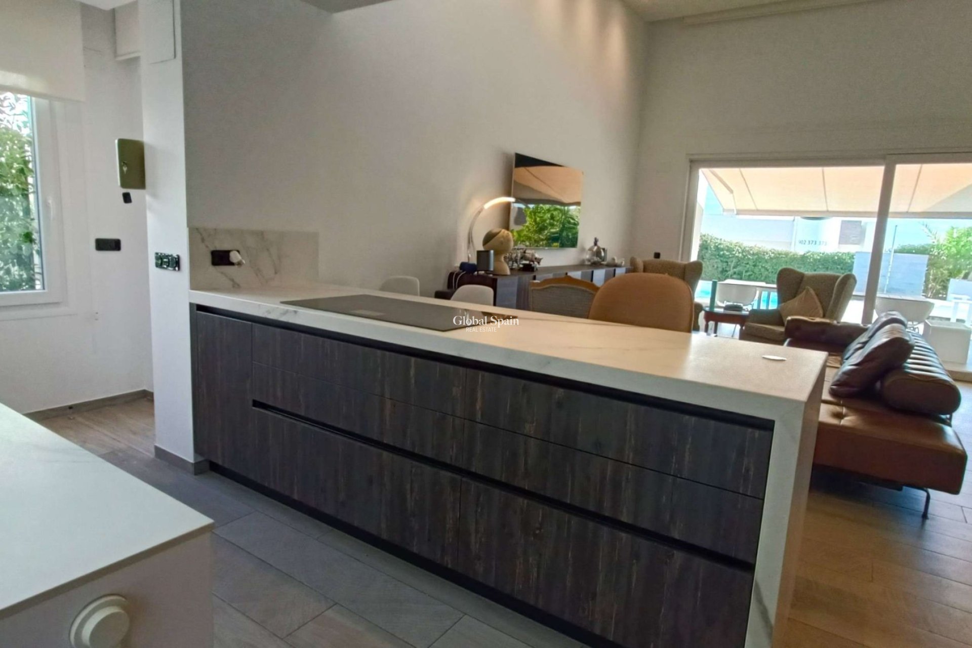 Resale - VILLA -
ALGORFA - Inland