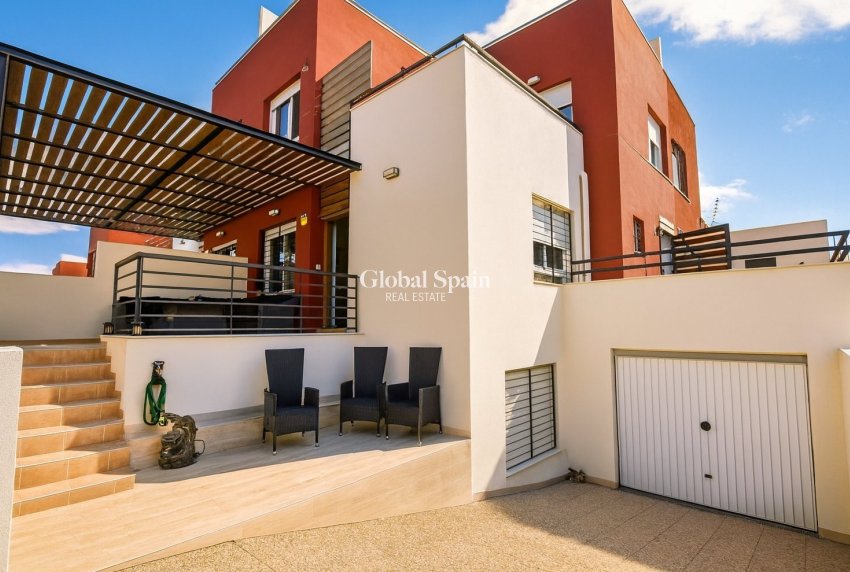 Resale - VILLA -
ALGORFA - Inland