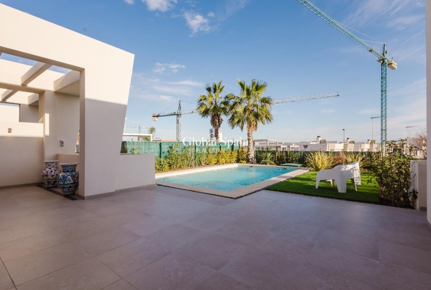 Resale - VILLA -
ALGORFA - Inland