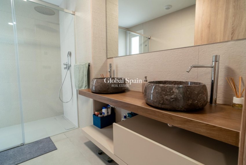 Resale - VILLA -
ALGORFA - Inland