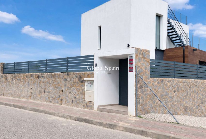 Resale - VILLA -
ALGORFA - Inland