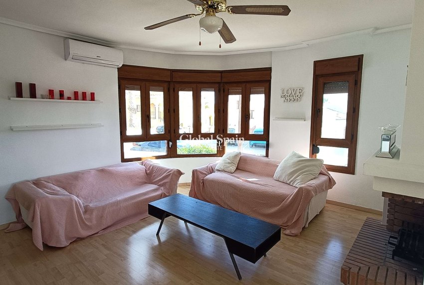 Resale - VILLA -
ALGORFA - Inland