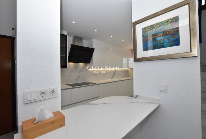 Resale - VILLA -
ALGORFA - Inland