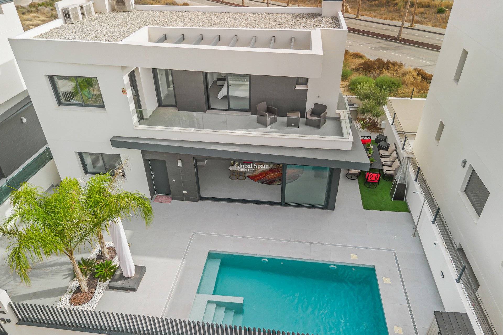 Resale - VILLA -
ALGORFA - Inland