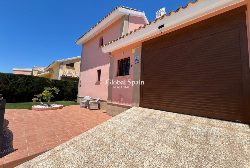 Resale - VILLA -
ALGORFA - Inland