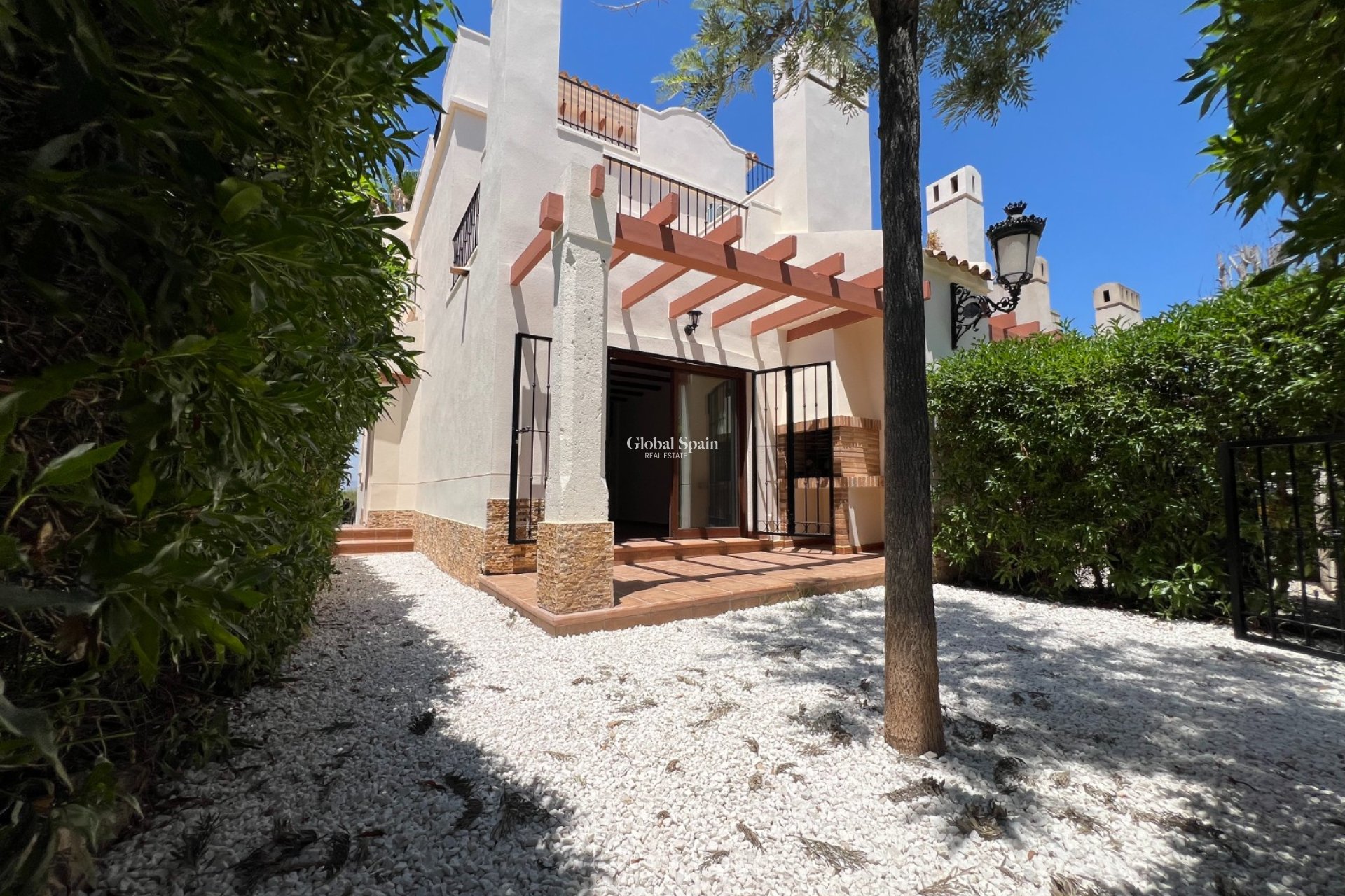 Resale - VILLA -
ALGORFA - Inland
