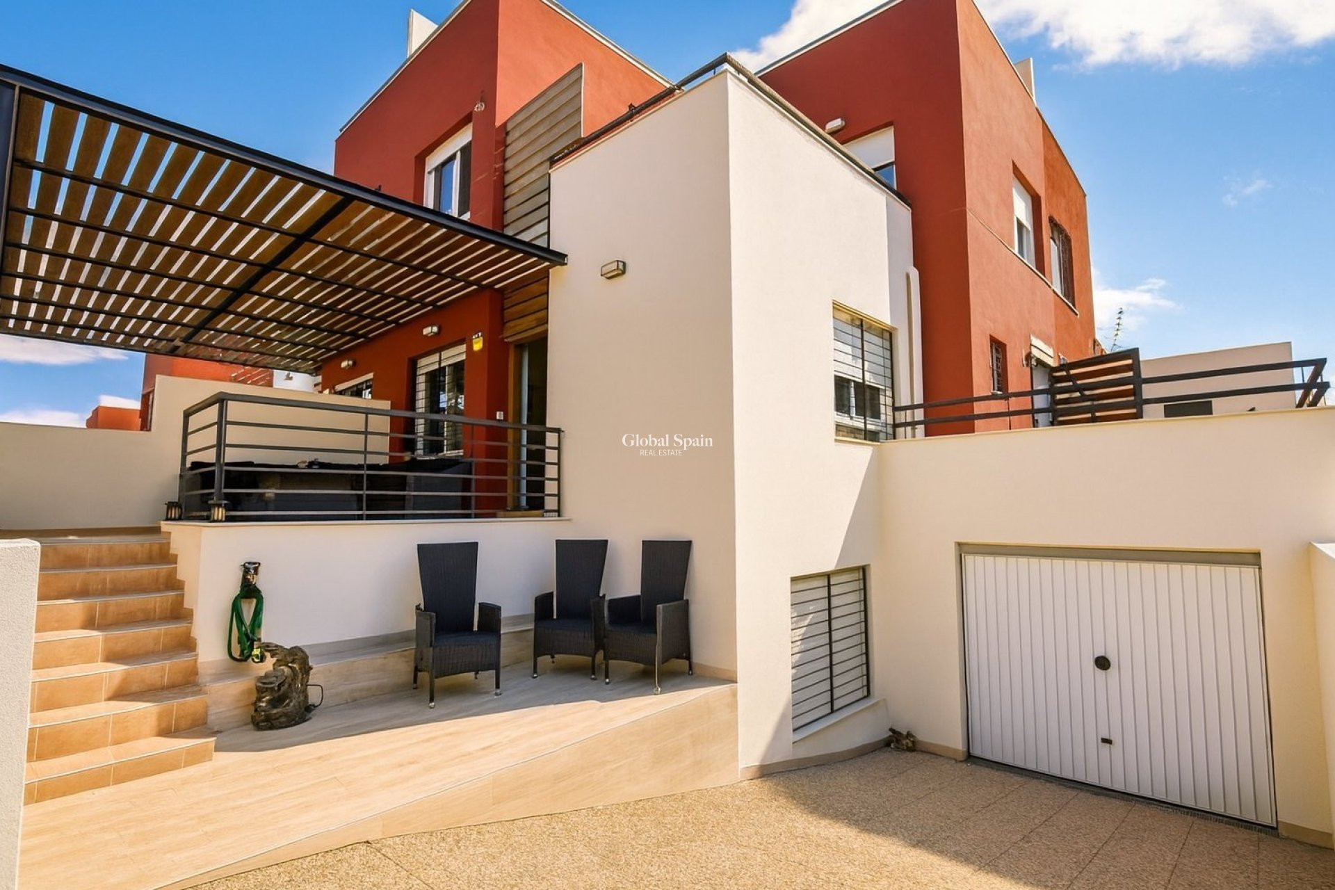 Resale - VILLA -
ALGORFA - Inland
