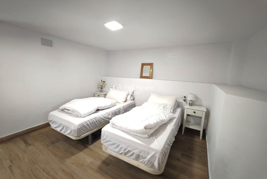 Resale - VILLA -
ALGORFA - Inland