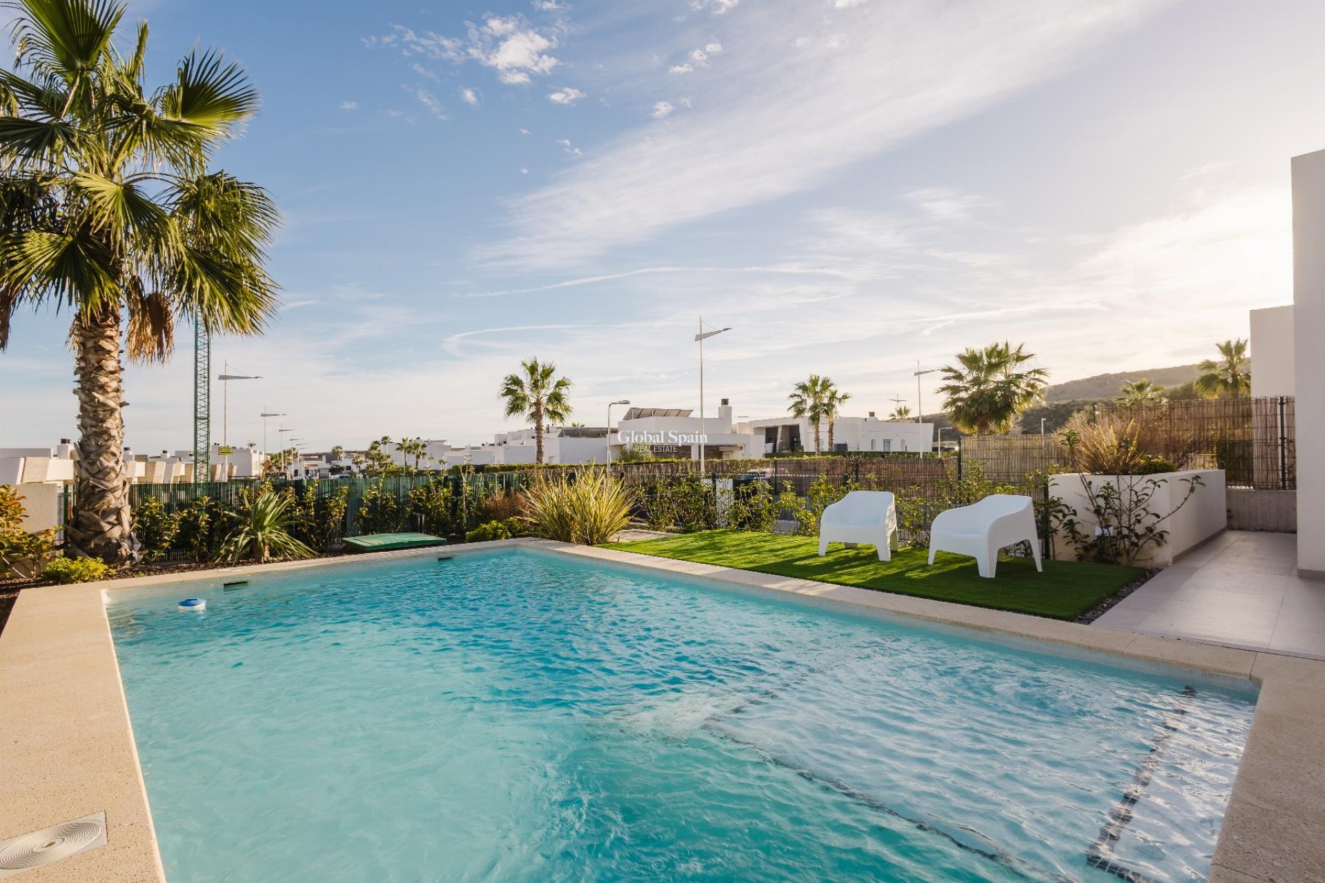 Resale - VILLA -
ALGORFA - Inland